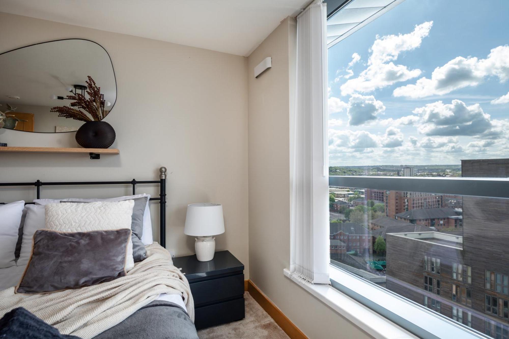Large Central Penthouse In Leeds Leeds  Exterior photo