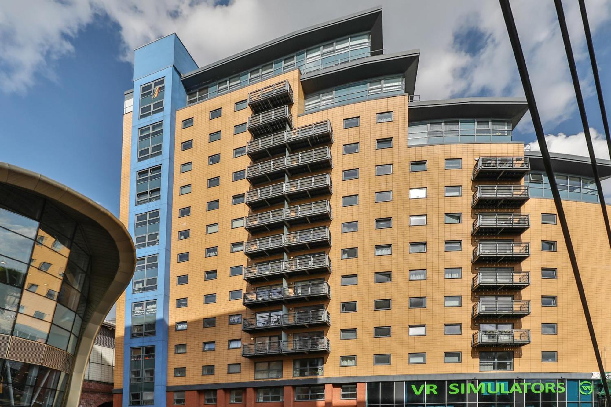 Large Central Penthouse In Leeds Leeds  Exterior photo
