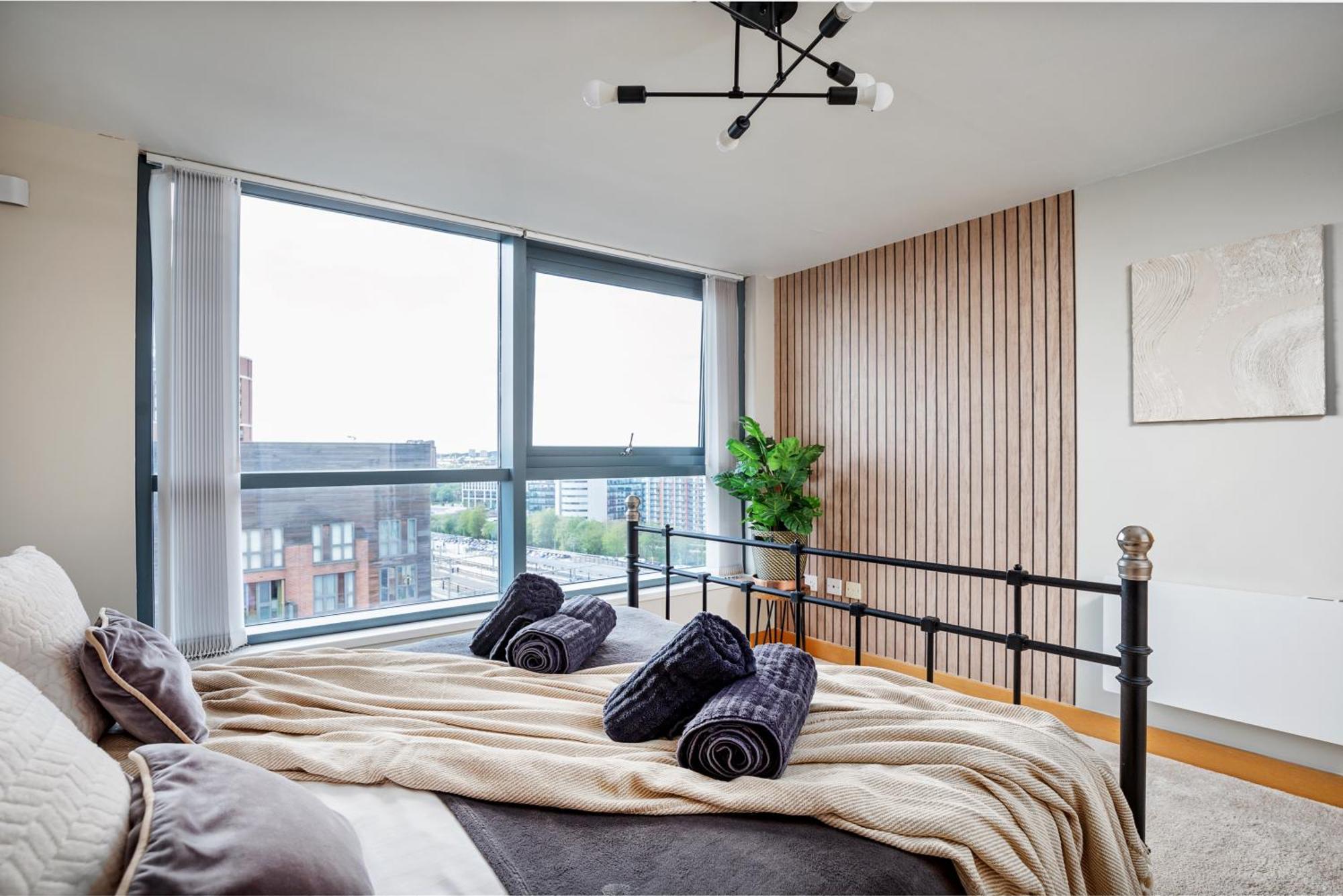 Large Central Penthouse In Leeds Leeds  Exterior photo
