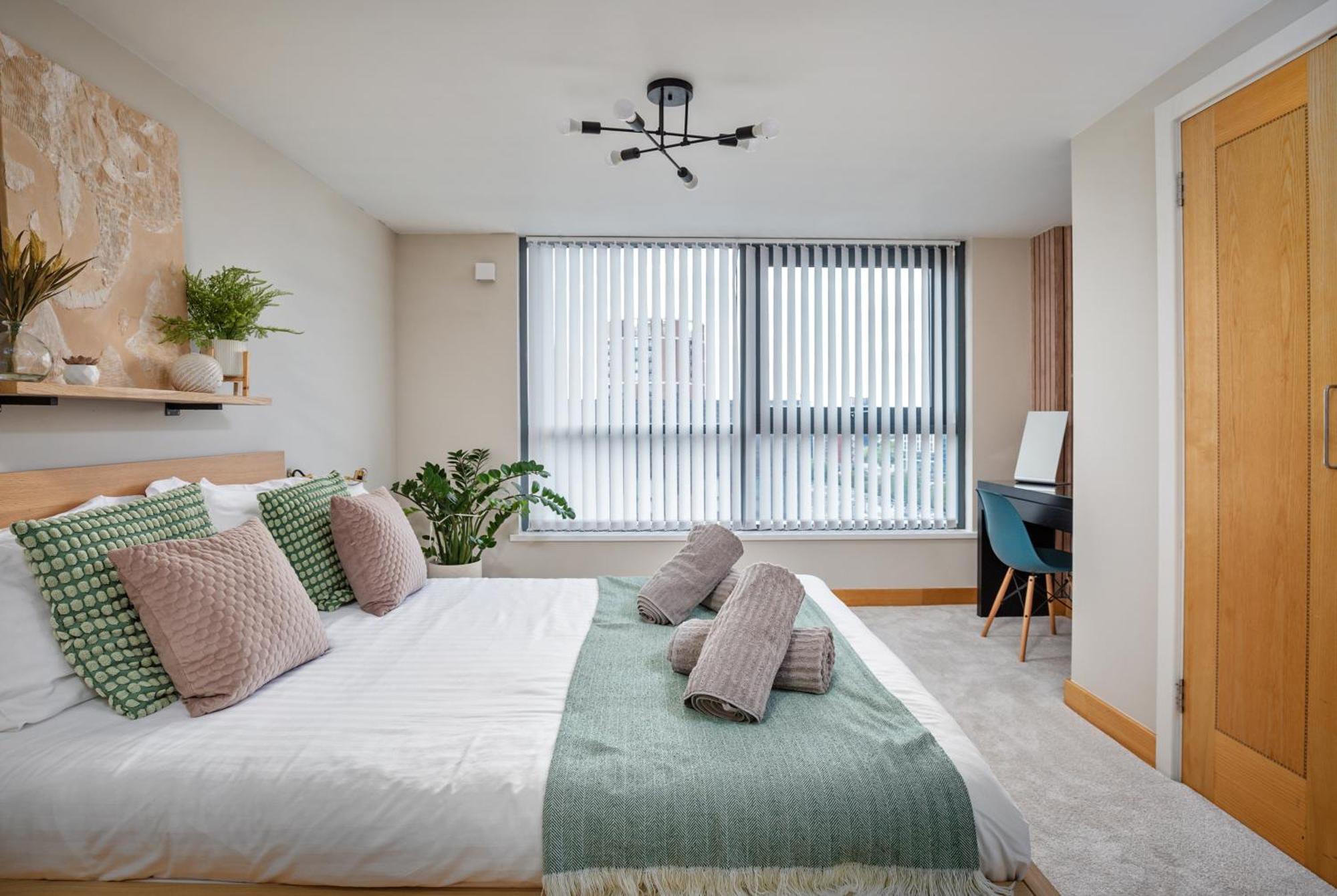 Large Central Penthouse In Leeds Leeds  Exterior photo